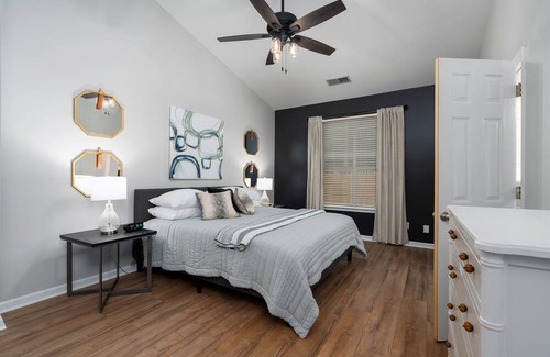 Alabaster Casa | Enjoy a Gardenside Getaway - Fenced Yard & Patio