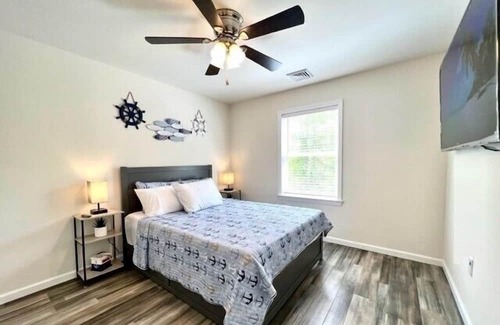Town Bank Casa | 1 block and a 5 min walk to the Delaware Bay Beach and the awesome sunsets.