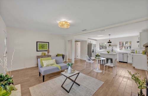 Lake Mary Casa | Cozy water front 4-bedroom home in charming Sanford, FL
