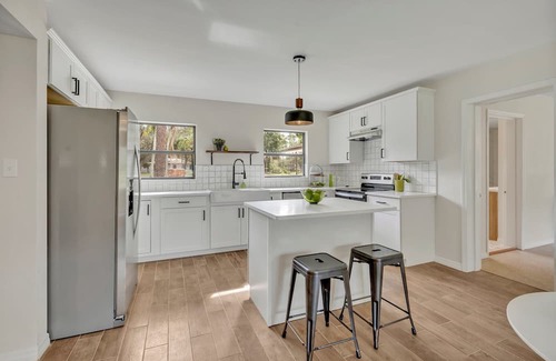 Lake Mary Casa | Cozy water front 4-bedroom home in charming Sanford, FL