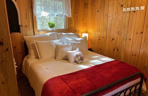 Reliance Cabina | Back of Beyond.... A secluded cabin between the Hiwassee and Ocoee Rivers