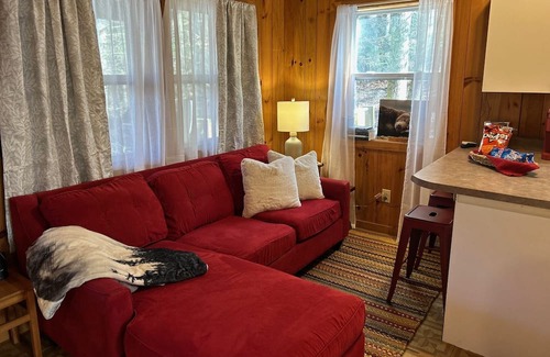 Reliance Cabina | Back of Beyond.... A secluded cabin between the Hiwassee and Ocoee Rivers