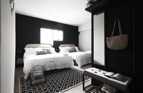Central District Hotel | We2 Hotel