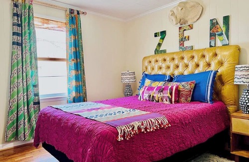 Forest Hills Apartamento | Rare Masters Dates Available! UrPlace Zen Oasis