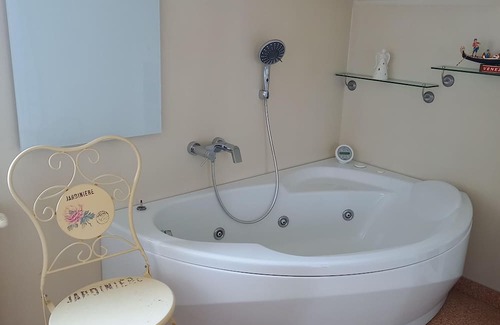 Sankt Veit an der Glan Apartamento | Blumenzimmer - Privatzimmer Urlaubstraum