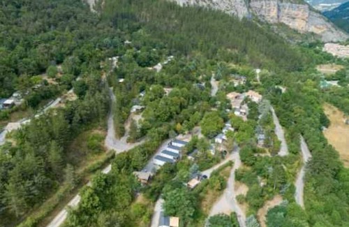 Orpierre Casa | Camping 4 étoiles - Piscine - eeeaee