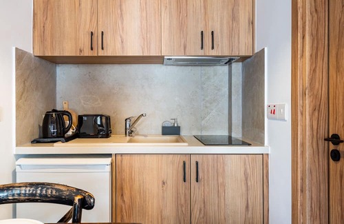 Giolou Apartamento | Stone Court Boutique Studios