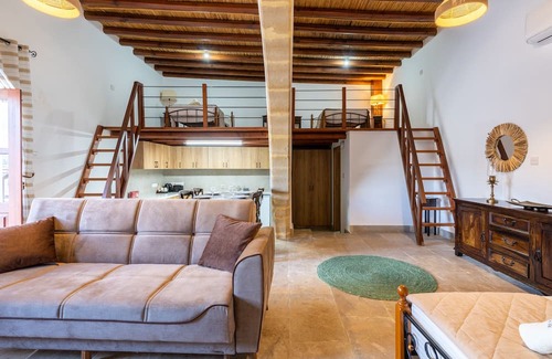 Giolou Apartamento | Stone Court Boutique Studios