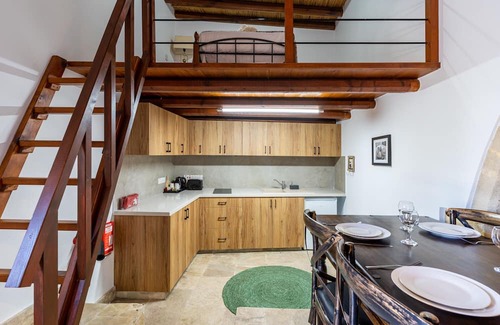 Giolou Apartamento | Stone Court Boutique Studios
