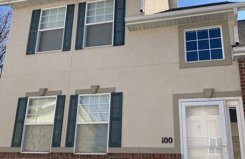 Logan Casa | Luxury 5 Bedroom Townhouse! Great location just off of Main Street!