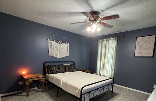 Antioch Casa | Highland Hideaway chain O’ lakes home