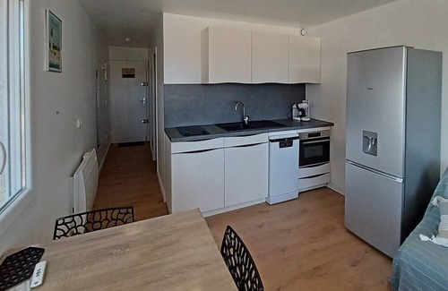 La Grande-Motte Apartamento | Studio Cabine 4 Couchages , Centre Ville, Cuisine Équipée , Port , Plage , Parking