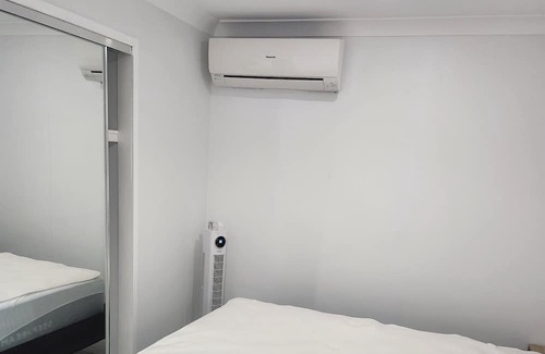 Nerang Casa | Close to Movie World and sea world and wet & wild West of Surfers paradise
