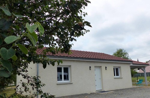 Saint-Remy-en-Rollat Cabaña | Gite Saint-Rémy-en-Rollat, 2 bedrooms, 4 persons