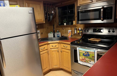 Bushnell Cabaña | Lake Cottage
