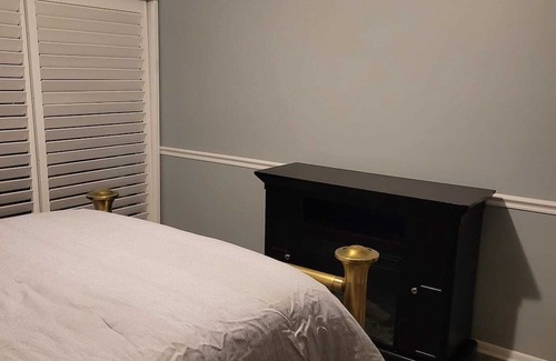 Murray Casa | Comfy Townhouse has your home away from home. Close to I15, Shopping mall.