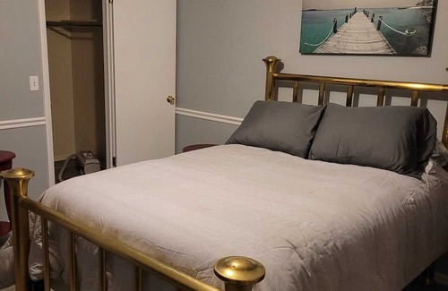 Murray Casa | Comfy Townhouse has your home away from home. Close to I15, Shopping mall.