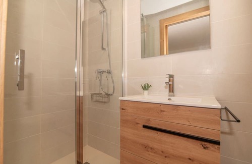 Campanar Apartamento | Tirso Coliving Turquesa 2