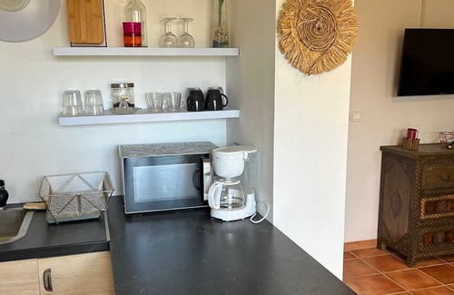 Bellegarde Apartamento | Homerez - Appartement for 2 ppl. with shared pool and terrace at Bellegarde