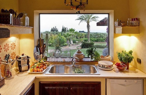 Castelvetrano Villa | Villa Daianira: A characteristic and welcoming one-story villa surrounded by a citrus garden, with Free WI-FI.