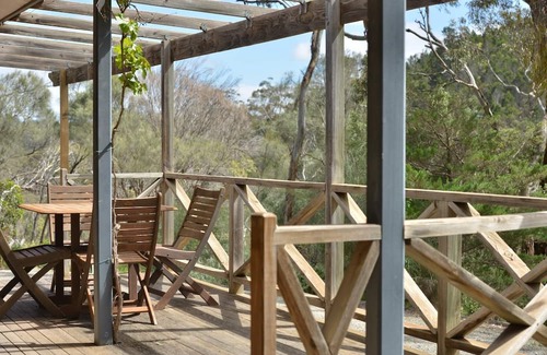 Spring Gully Cabaña | Cosy & Secluded Bushland Cottage Retreat in Clare Valley