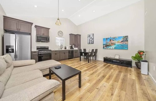 South San Gabriel Casa | Welcome to Your Home Away From Home!
