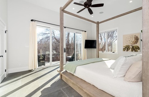 Martinsburg Casa | Luxurious Retreat on the Potomac River Along C&O Canal