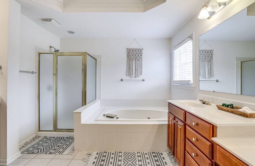 Lithonia Casa | Stonecrest Home w/ Smart TVs Near Atlanta!
