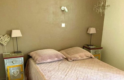 Bellegarde Apartamento | Homerez - Nice appartement for 6 ppl. with shared pool and terrace at Bellegarde