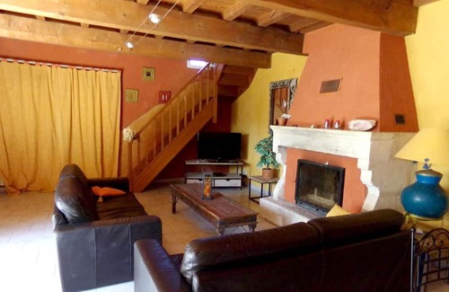 Bellegarde Apartamento | Homerez - Nice appartement for 6 ppl. with shared pool and terrace at Bellegarde