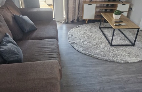 Papatoetoe Casa | Mini Mansion