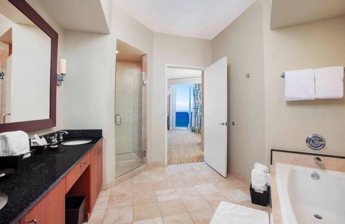 Sunny Isles Beach Casa | 3-Bedroom Suite at a 4.5⭐️ Hotel