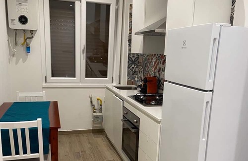 Ostiense Apartamento | Antonino Pio Home Delightful apartment 5 minutes from San Paolo Metro Roma
