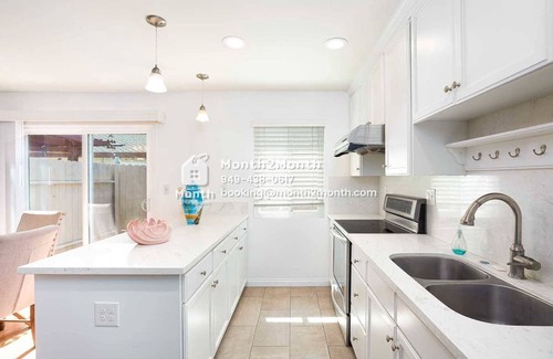 Tustin Casa | Suite in the Heart of Tustin #41360
