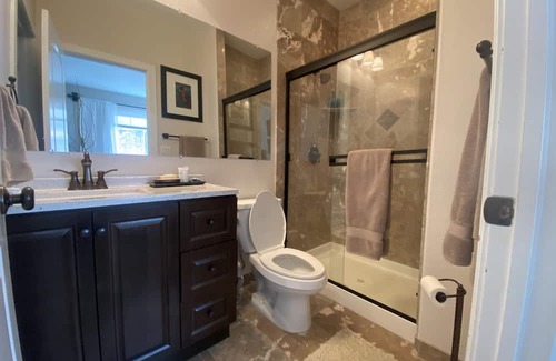 Castle Pines North Casa | True Colorado Retreat; Buffalo Preserve, Wildlife, PGA golf, Hike, Bike, Fish