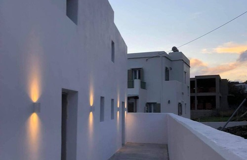 Tinos Town Apartamento | Tinosera Luxury Suites