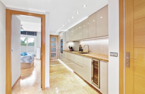 Pueblo Mascarat Apartamento | Apartment 'Altea Dorada' with Sea View, Wi-Fi and Air Conditioning