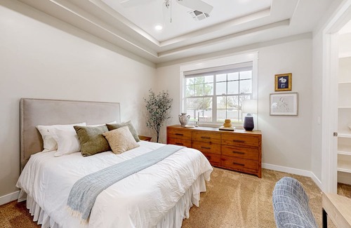 Queen Creek Casa | Beautiful home with amazing pool, pool spa, large yard, washer/dryer, & AC