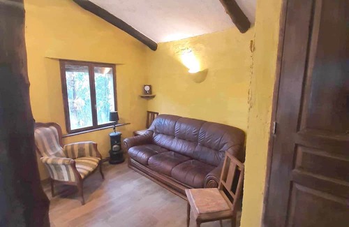 Barchetta Casa | Située Dans un Parc Arboré, Maison de Caractère de 45 m2