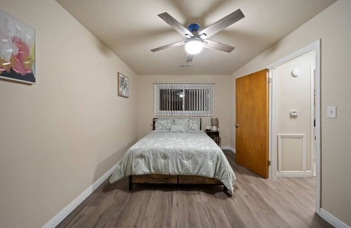 Shelby Township Apartamento | Modern Cozy 1 Bedroom Apartment in Shelby Township