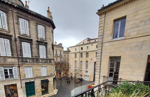 Hotel de Ville - Quinconces Apartamento | Magnifique Appartement Bordeaux Centre Historique