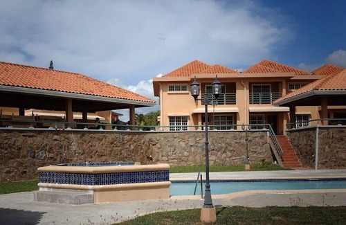 Couva-Tabaquite-Talparo Casa | Resort-style Oasis in Balmain - Carnival Rental