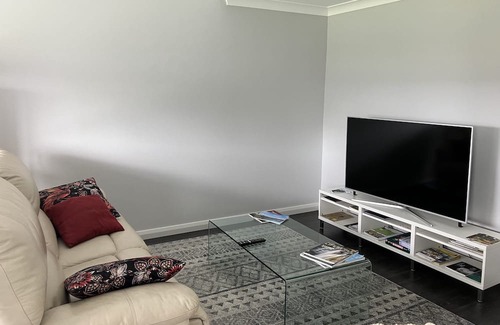 Armidale Casa | Comfortable and private home from home.