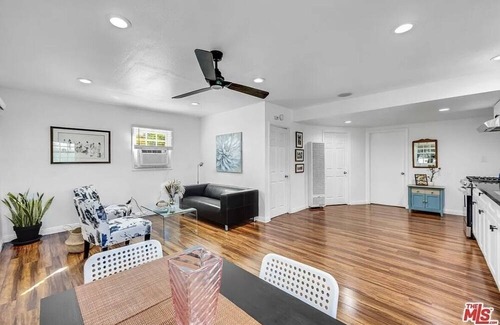 Sunset Park Casa | Newly remodeled pet friendly house in Santa Monica