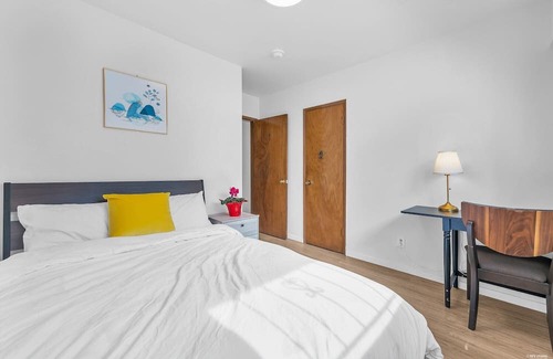 Sunset Casa | Peaceful and Comfy Suite Urban Haven Retreat