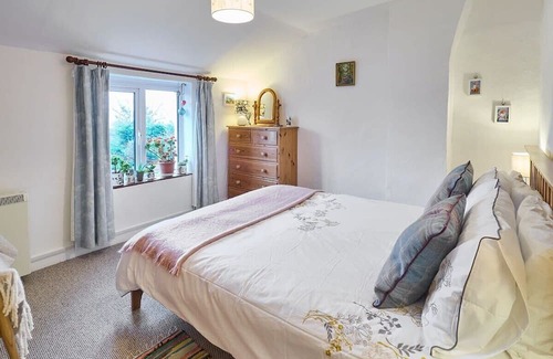 Hythe Casa | Host & Stay | Claire's Cottage