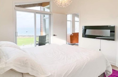 Hall's Harbour Cabaña | Driftwood dreams cottage