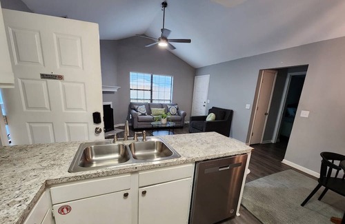 North Charleston Casa | 3 Beds, In the Heart of Everything!