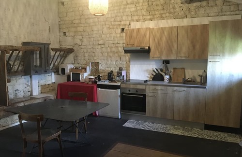 Nieul-sur-l'Autise Casa | Maison de Charme Avec Piscine sud Vendee