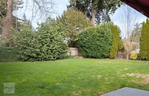 Norkirk Casa | Cottage Home in Heart of Kirkland w/Yard for Pets